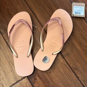 Havaianas Blush and Gold Sandals